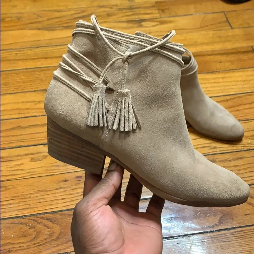 Vince Camuto Women Fashion Boots